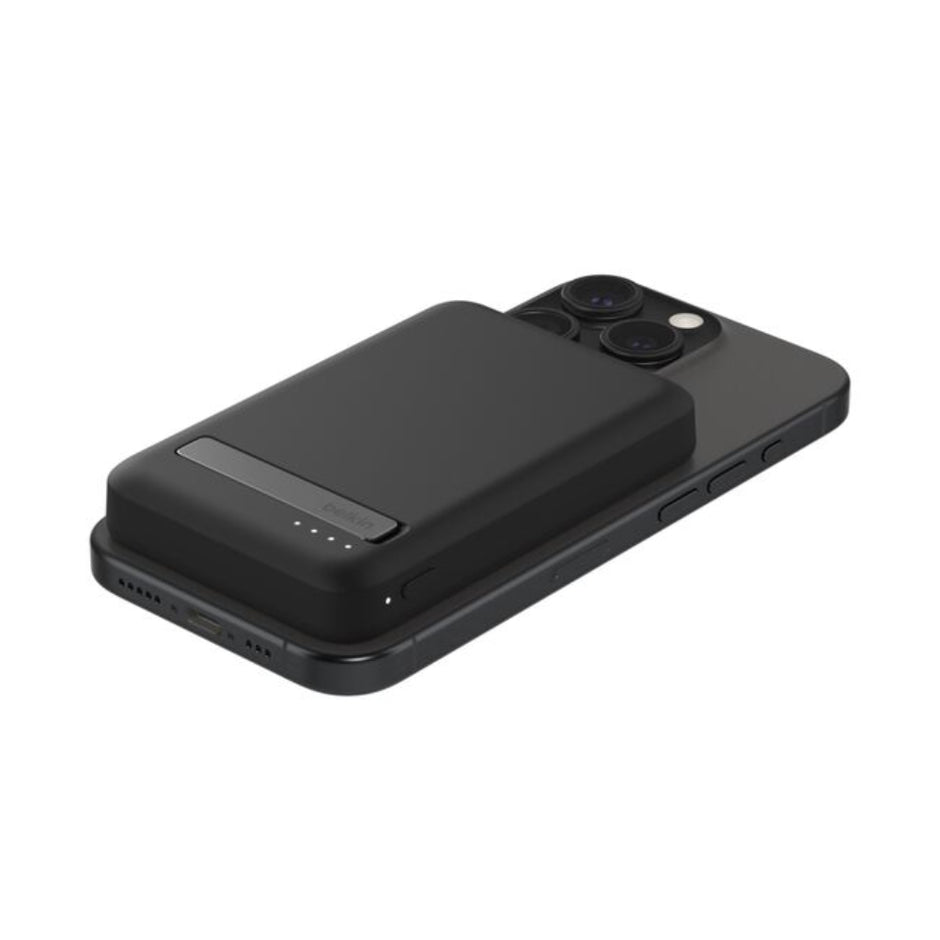 Batería Portátil Power Bank Belkin BoostCharge Pro 5000mAh MagSafe Qi2 Carga Rápida 15W y Stand - Negro