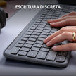 Teclado Bluetooth Bolt Logitech Signature Slim K950, Negro