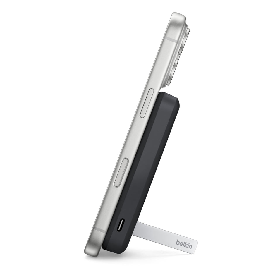 Batería Portátil Power Bank Belkin BoostCharge Pro 5000mAh MagSafe Qi2 Carga Rápida 15W y Stand - Negro
